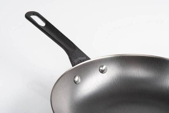 Lekka patelnia żeliwna GSI LITECAST FRYING PAN 254mm